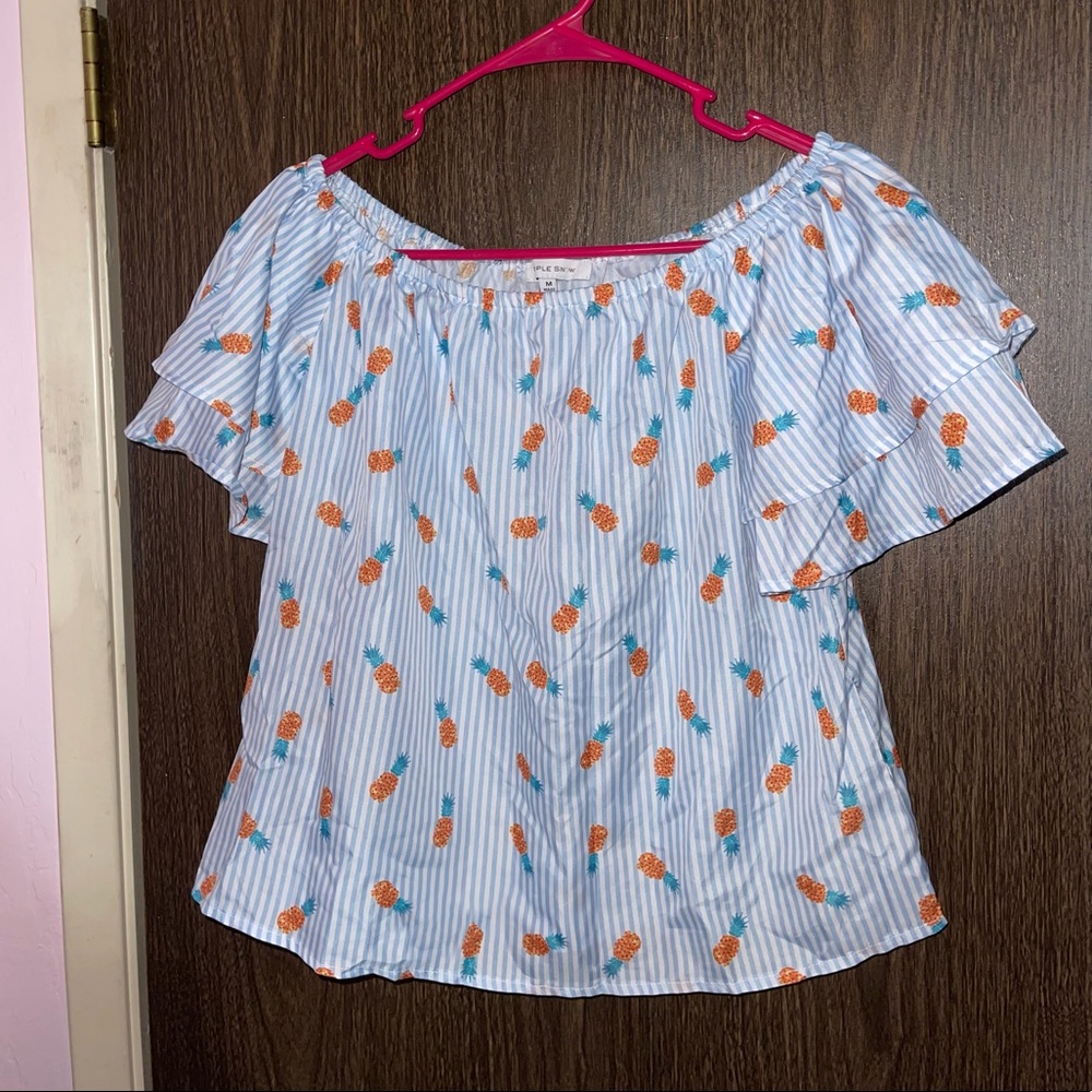 Purple Snow size medium blouse/shirt. Pineapple detail for design